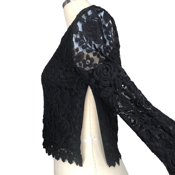 Size M Black Lace Trim Top - Picture 6 of 8